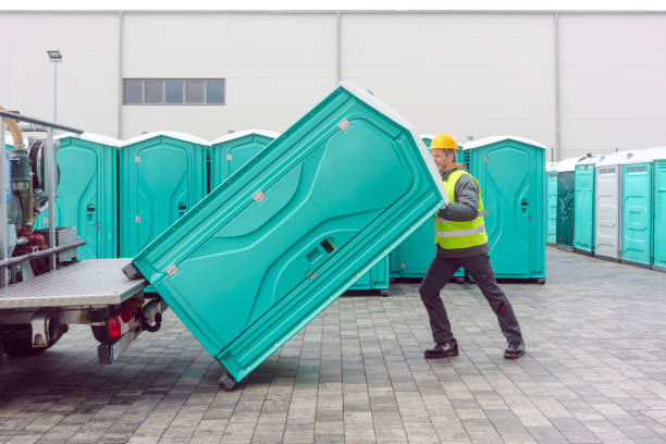 Best Portable toilet rental cost  in Shiner, TX