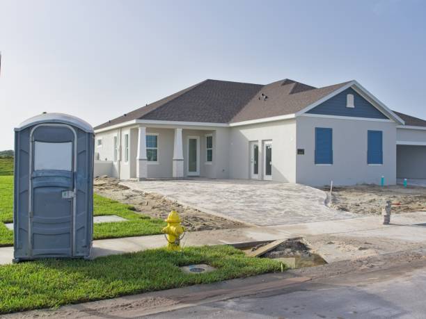 Portable bathroom rental in Shiner, TX